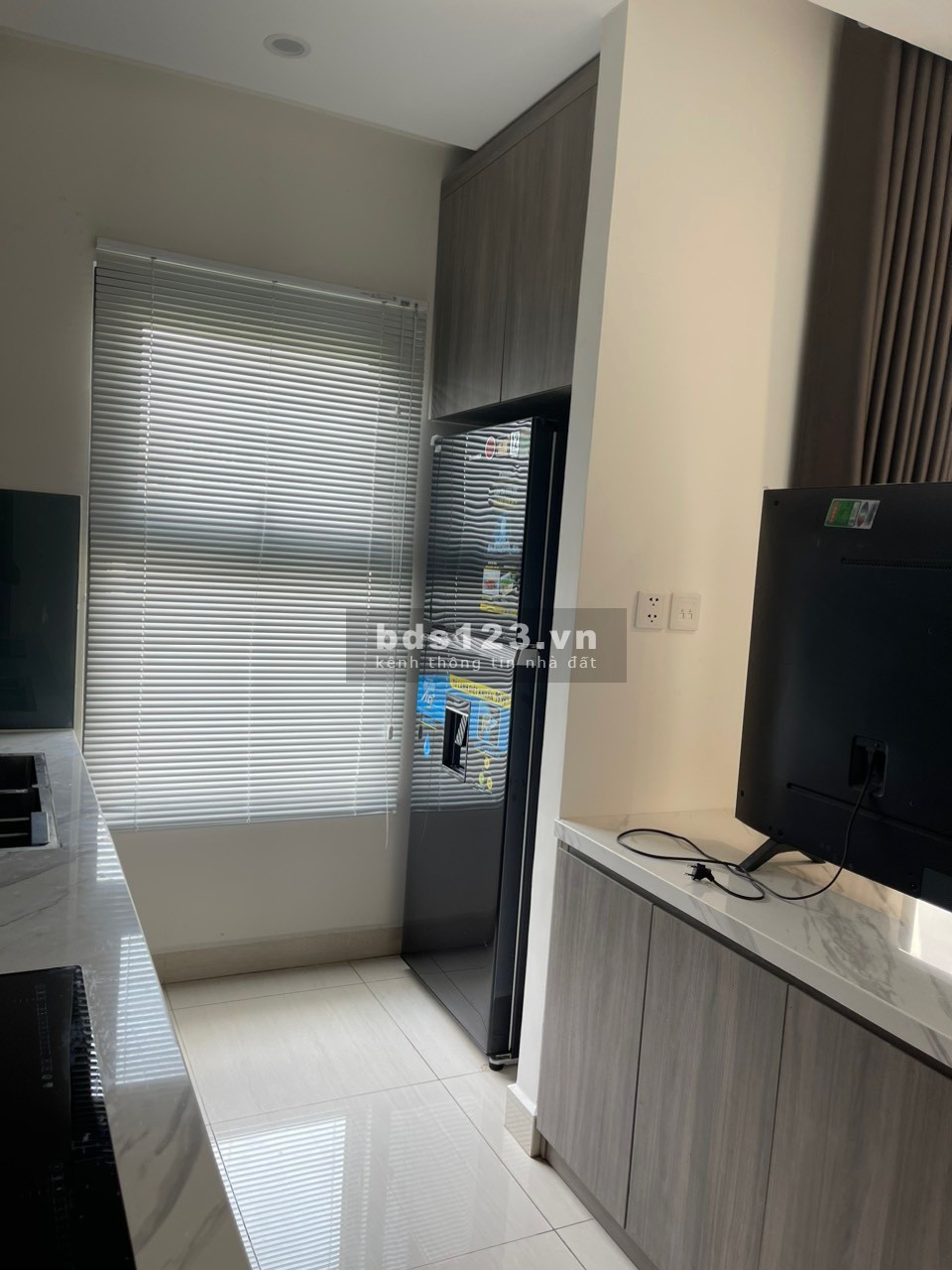 Cho thuê căn hộ 3PN Vinhomes Quận 9 full nọi thất cao cấp 15 triệu/ tháng