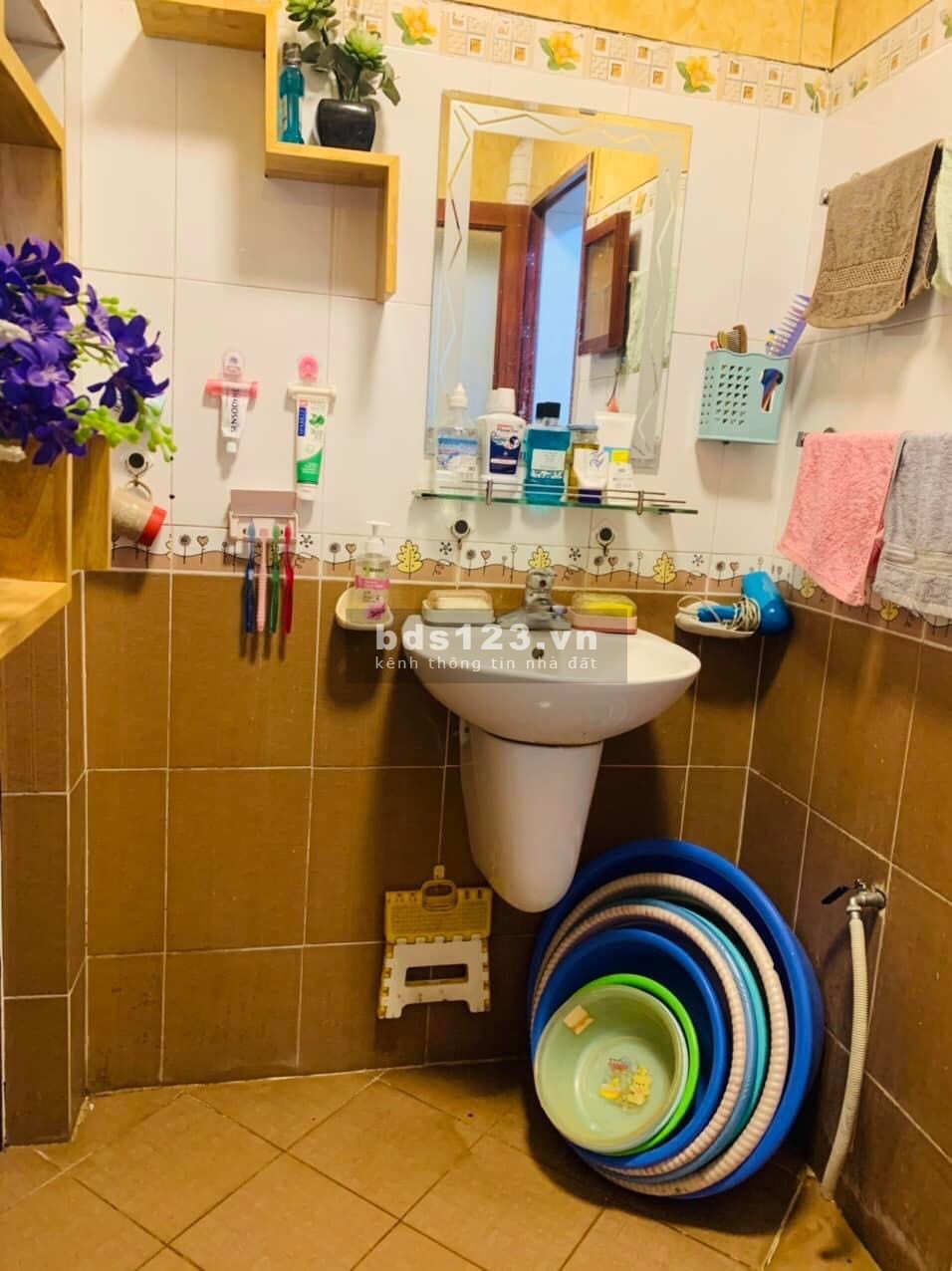 Người quen nhờ bán hộ nhà Phố Vũ Trọng Phụng, 45m2 , Giá hơn 4 Tỷ