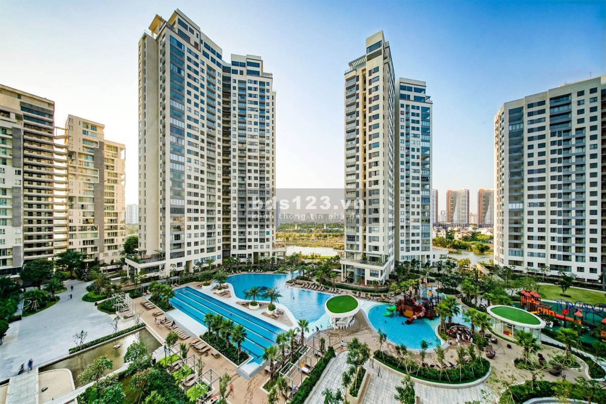 Bán căn hộ 2 phòng ngủ view công viên 3 mặt tiền sông quận 2