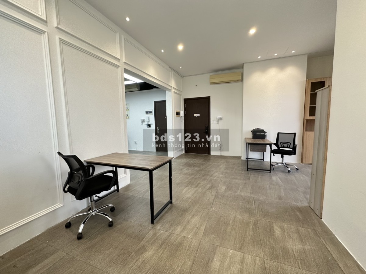 Cho thuê văn phòng trống sẵn 100m2 The Sun Avenue