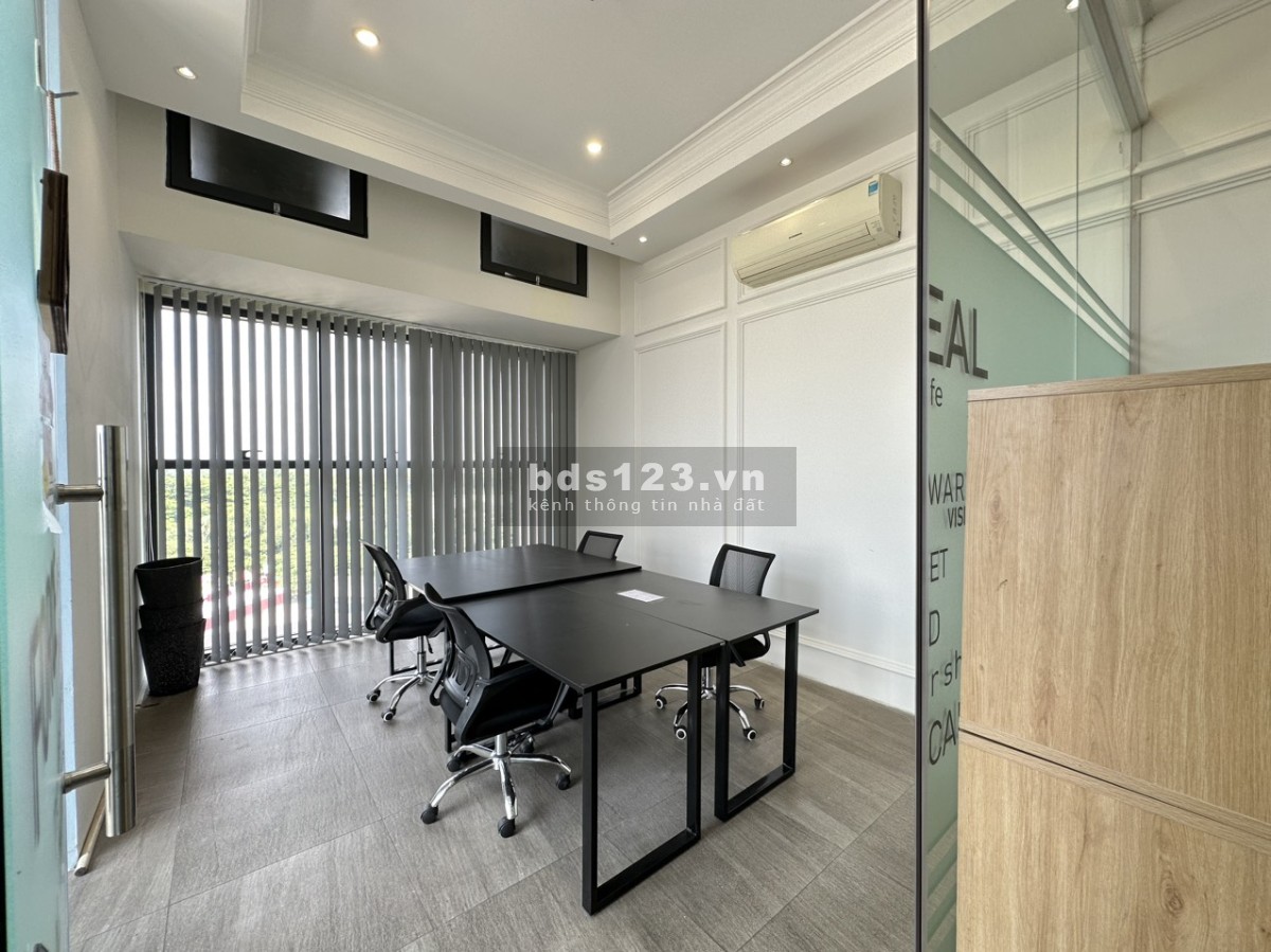 Cho thuê văn phòng trống sẵn 100m2 The Sun Avenue