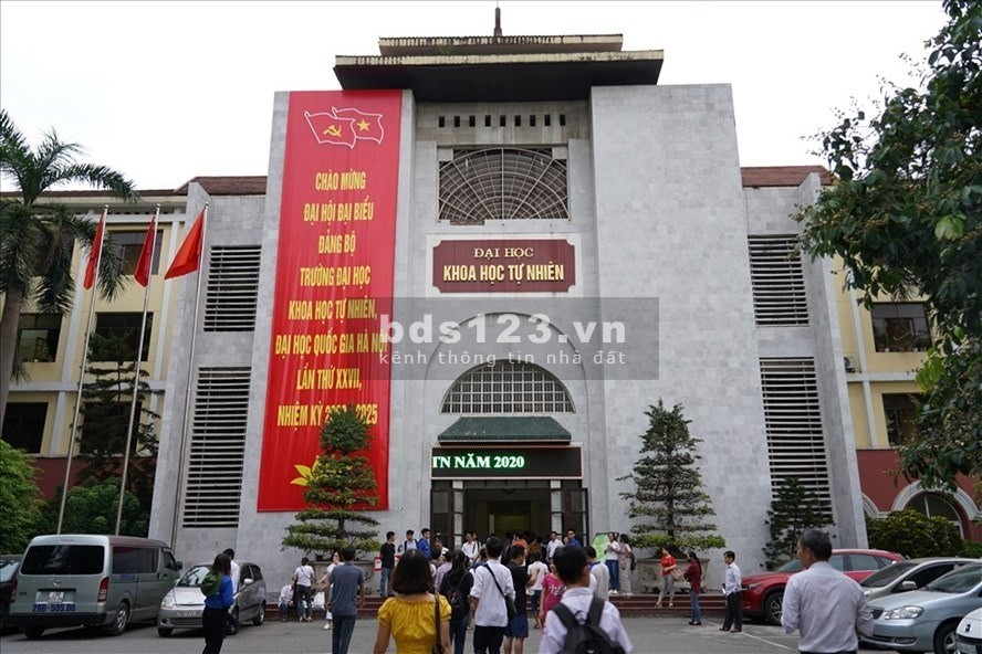 SIÊU HIẾM, bán nhà Phố Lê Văn Lương, 45m2, Hơn 4 Tỷ