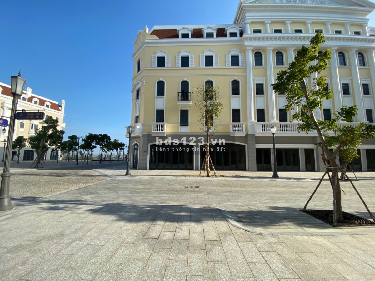 Bán Lô Shophouse Sun plaza Grand Word Tp hạ long vị trí góc mặt tiền 30m Hotline 0987106521