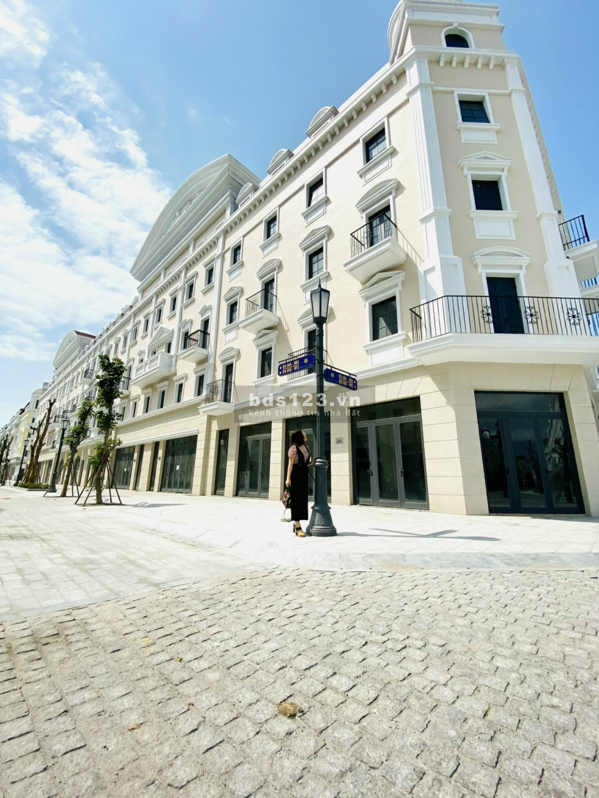 Bán Lô Shophouse Sun plaza Grand Word Tp hạ long vị trí góc mặt tiền 30m Hotline 0987106521