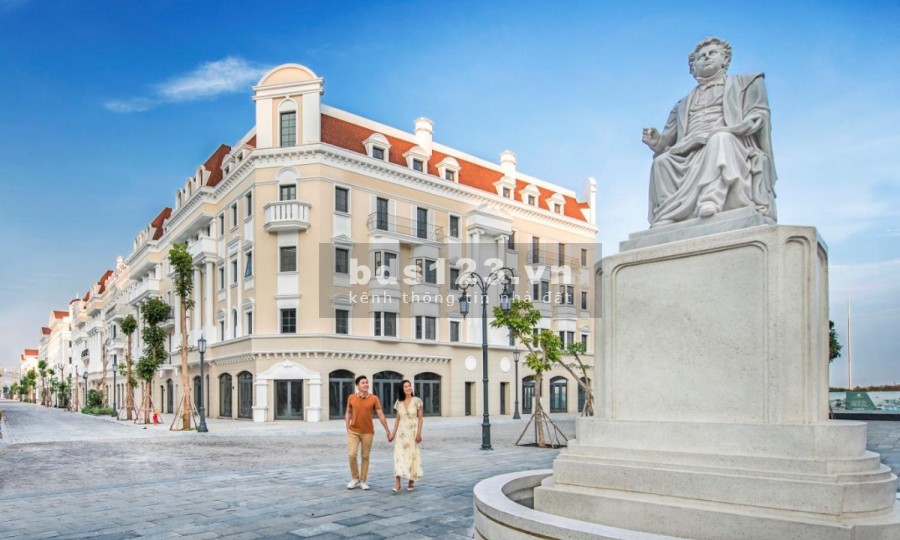 Bán Lô Shophouse Sun plaza Grand Word Tp hạ long vị trí góc mặt tiền 30m Hotline 0987106521