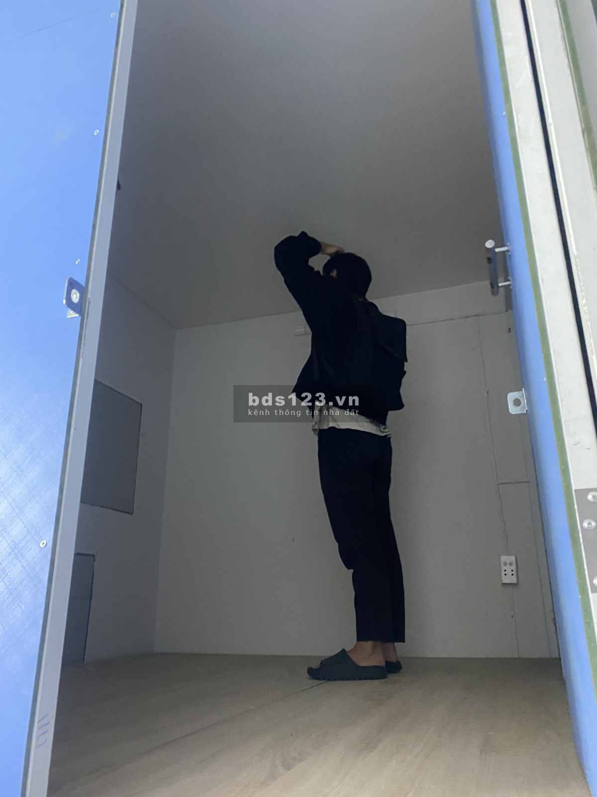 Sleepbox đứng quận Tân Bình có cửa khóa riêng biệt rộng gần 10M2