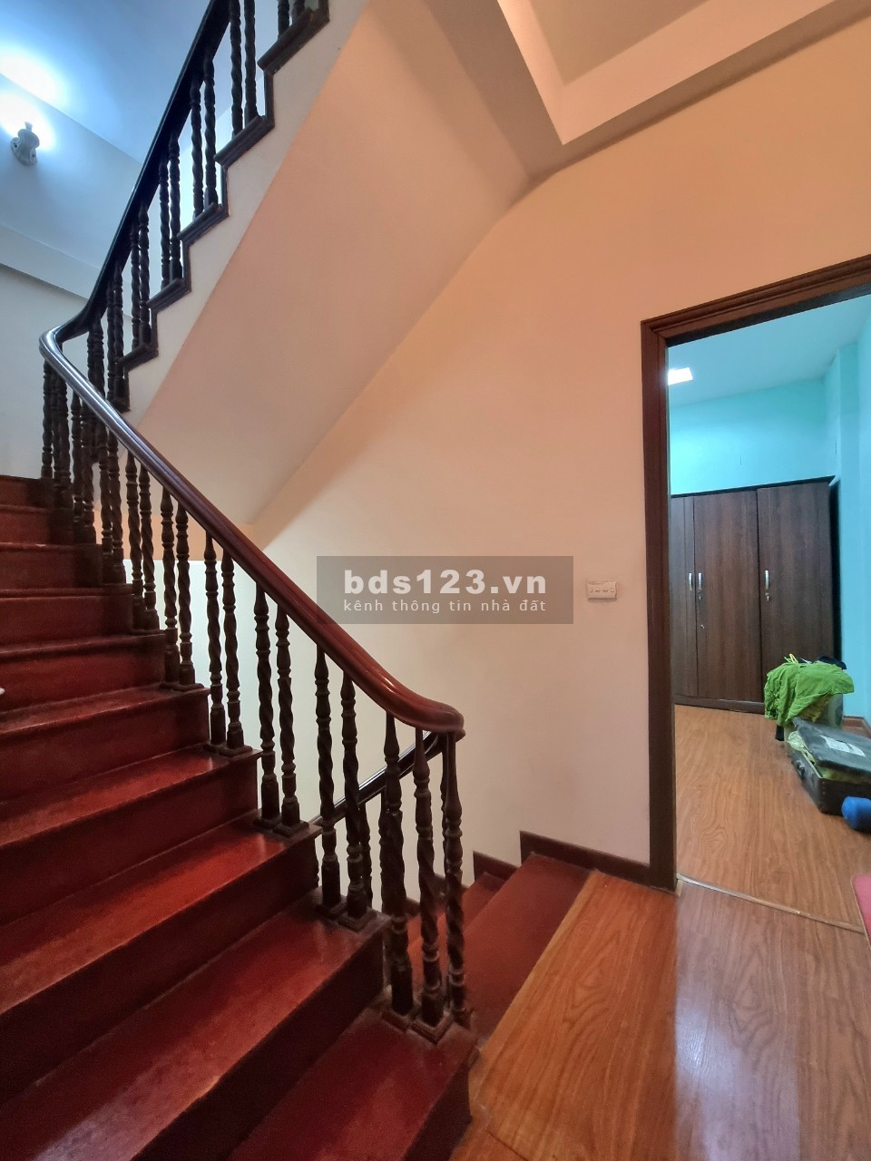Bán nhà chính chủ số 18 ngõ 528 La Thành, Giảng võ, Ba đinh, Hà Nội