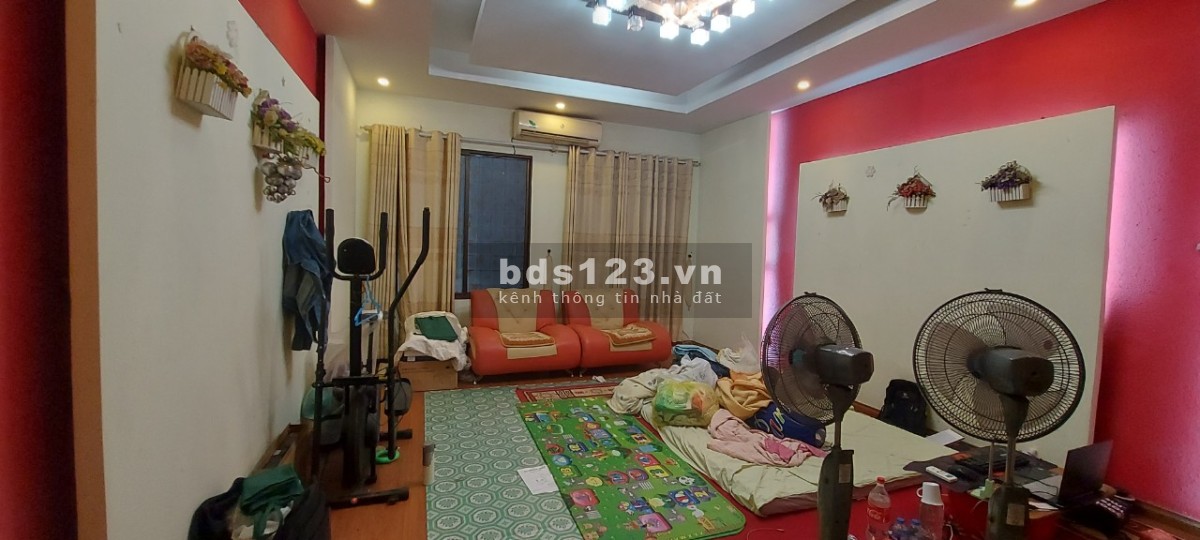 Bán nhà chính chủ số 18 ngõ 528 La Thành, Giảng võ, Ba đinh, Hà Nội
