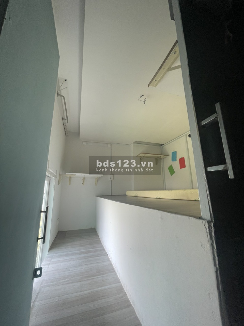 Sleepbox đứng quận Tân Bình có cửa khóa riêng biệt rộng gần 10M2