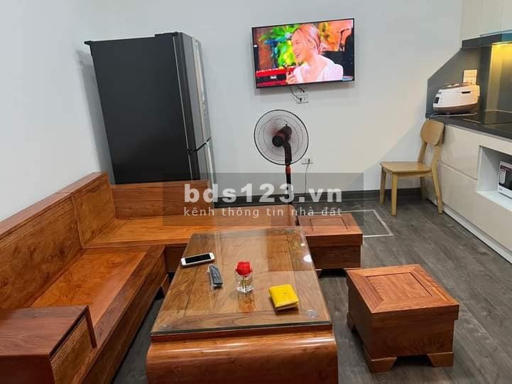 Nhà Đẹp Ngõ Ô Tô 296 Lĩnh Nam, Hoàng Mai 33m, 5 tầng, mặt tiền 3 m, giá 3.3 tỷ.