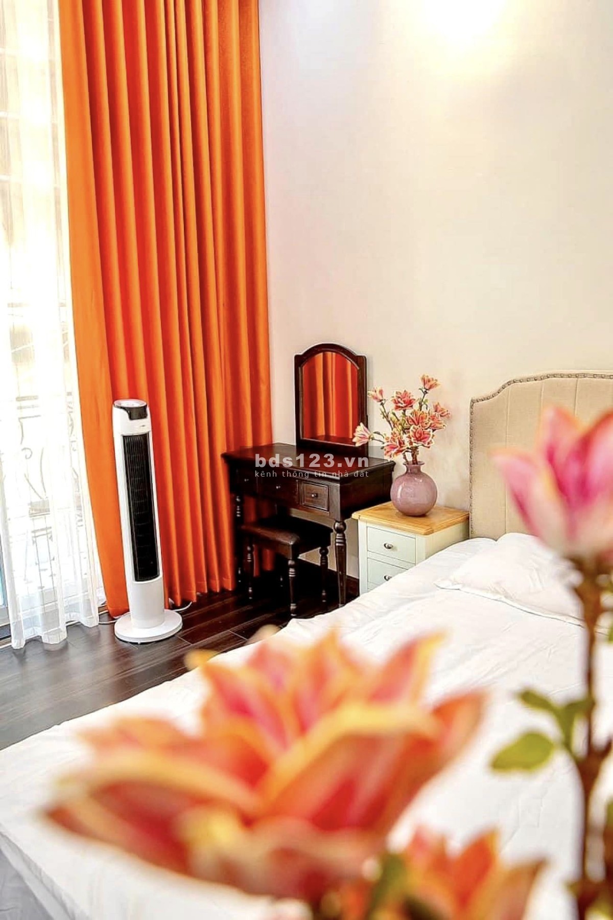 Nhà Đẹp Kinh Doanh Ngõ Ô TÔ Kim Ngưu 40m, 4 tầng, mt 12.6m, giá 10.2 Tỷ.