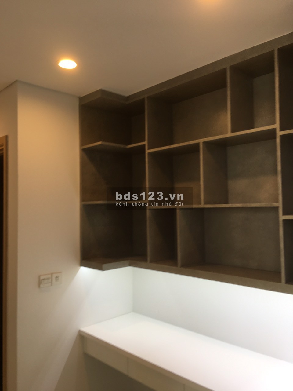 Căn 2PN SARIMI view trực diện công viên hoa Sala còn vài ngày nữa khách cũ trả nhà