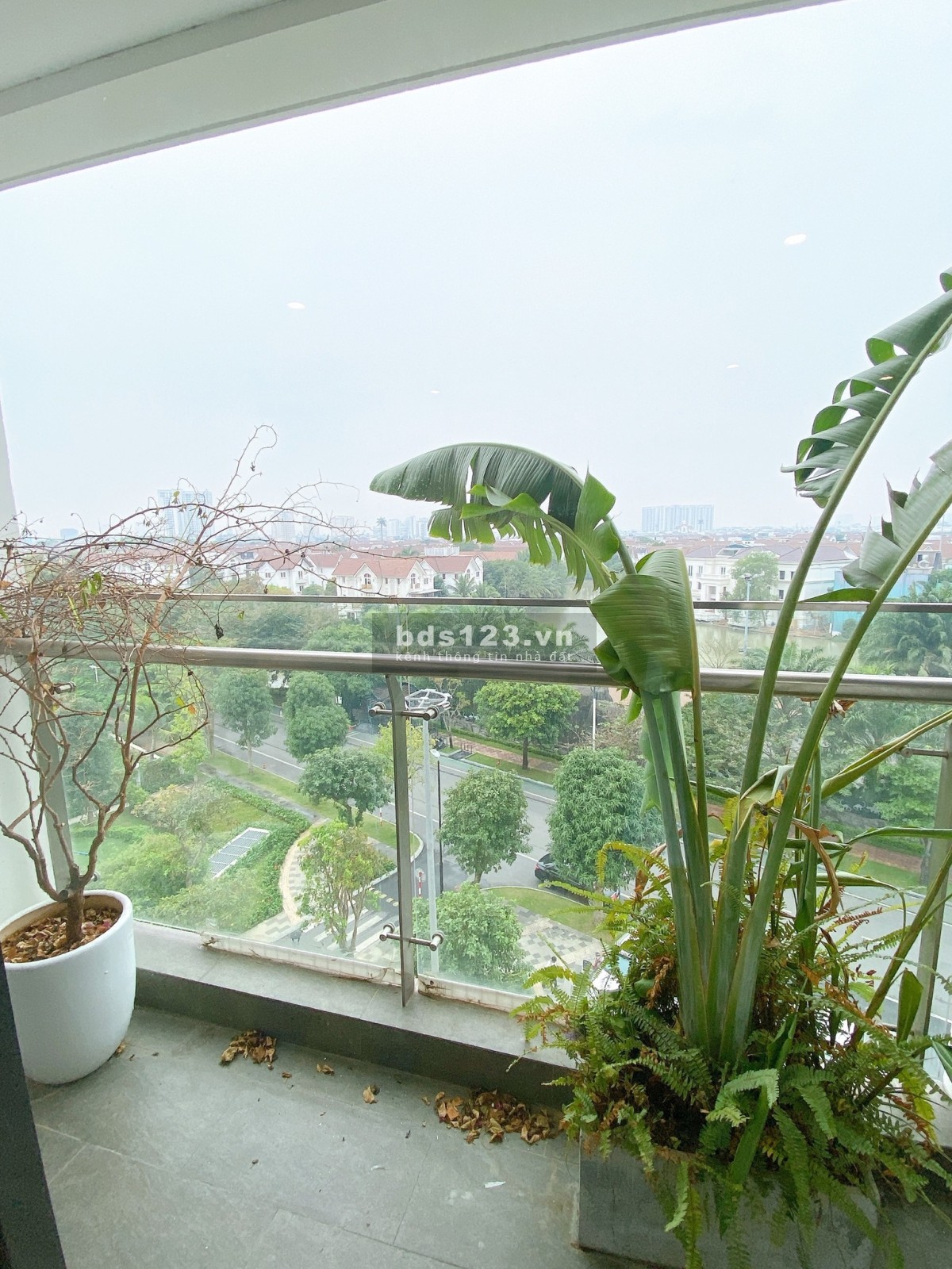 Cho thuê căn hộ cao cấp Vinhomes Symphony: 2PN, cơ bản 10tr/th & đủ đồ 14tr/th, LH: 0896861233