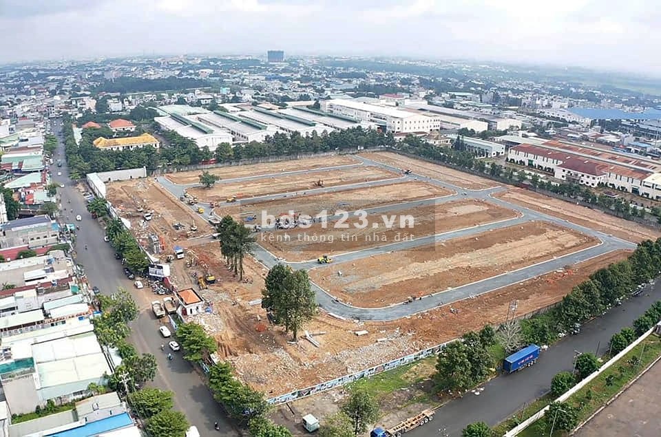 Đất nền liền kề mặt tiền An Phú Tây, Bình Chánh 450 triệu/ nền