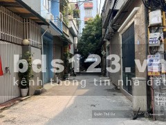 Bán đất có nhà Nhuệ Giang - 9m ô tô tránh - trước nhà ô tô lùi cửa - nở hậu nhẹ