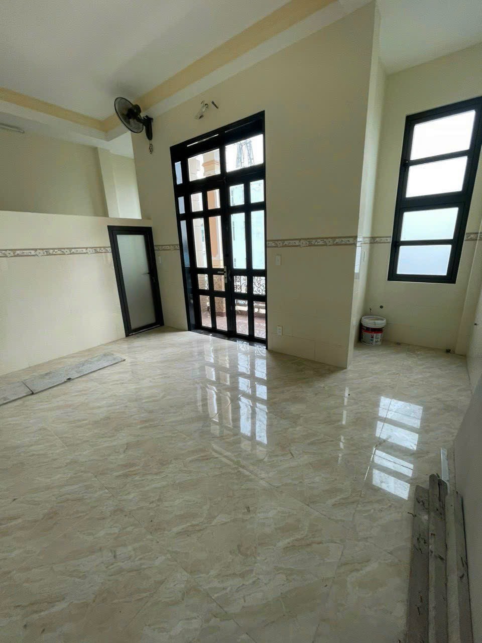 Bán tòa nhà CHDV mới toanh Linh Tây (6.4x20M) thu nhập 60 triệu/ tháng 12 tỷ