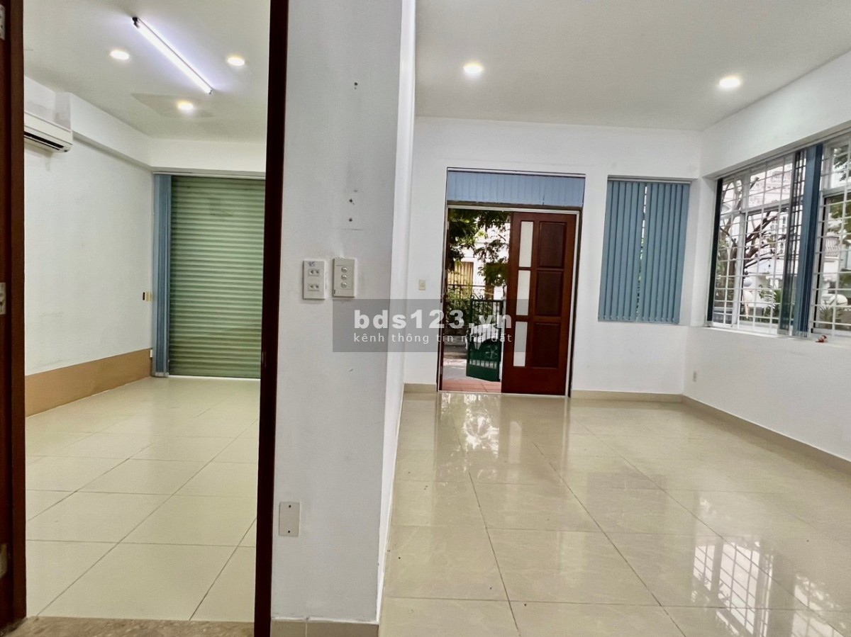Cho thuê Biệt thự Mỹ Kim ngay Hồ bán nguyệt, Cầu ánh sao Phú mỹ hưng, Quận 7 giá rẻ
