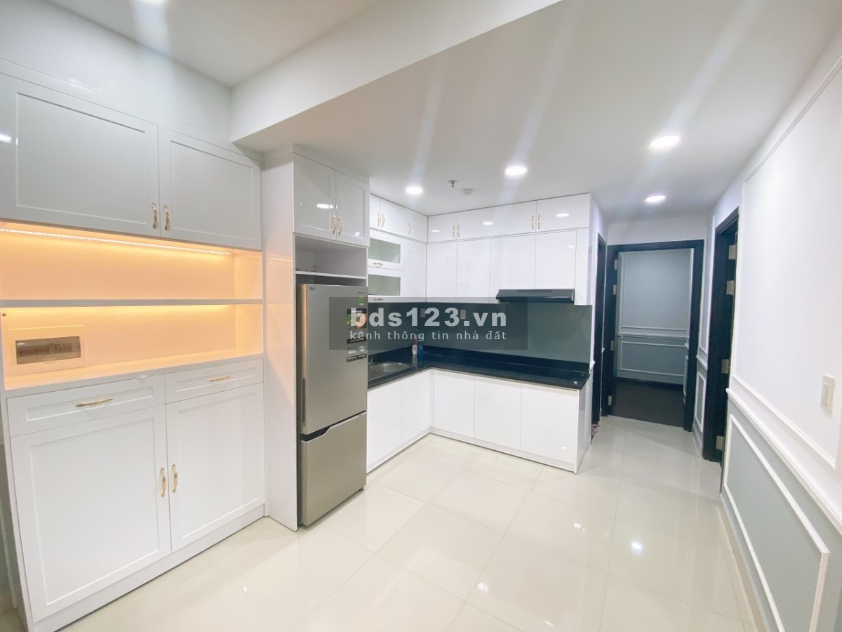 Bán căn hộ 2PN chung cư Carillon 2, địa chỉ 27 Trịnh Đình Thảo, Tân Phú.