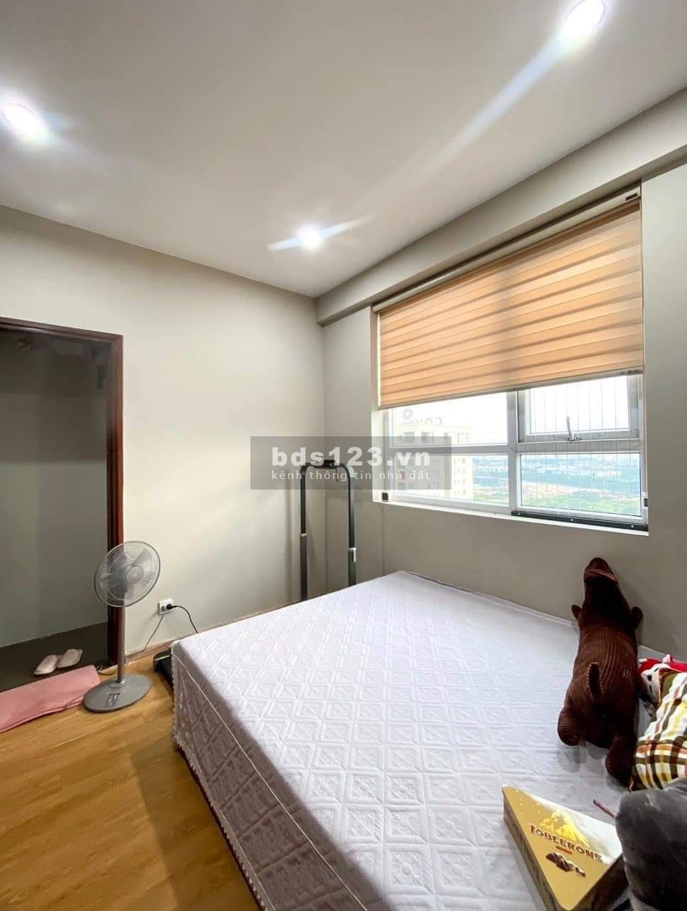 Nhỉnh 3 tỷ có ngay nhà 35m -Trung tâm Thạch Bàn - Bạt ngàn tiện ích.