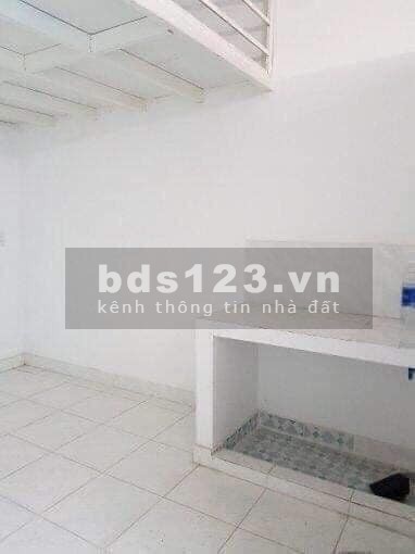 Cho thuê nhà trọ mặt tiền đường đoàn nguyễn tuấn hưng long bình chánh 1 triệu/1 tháng