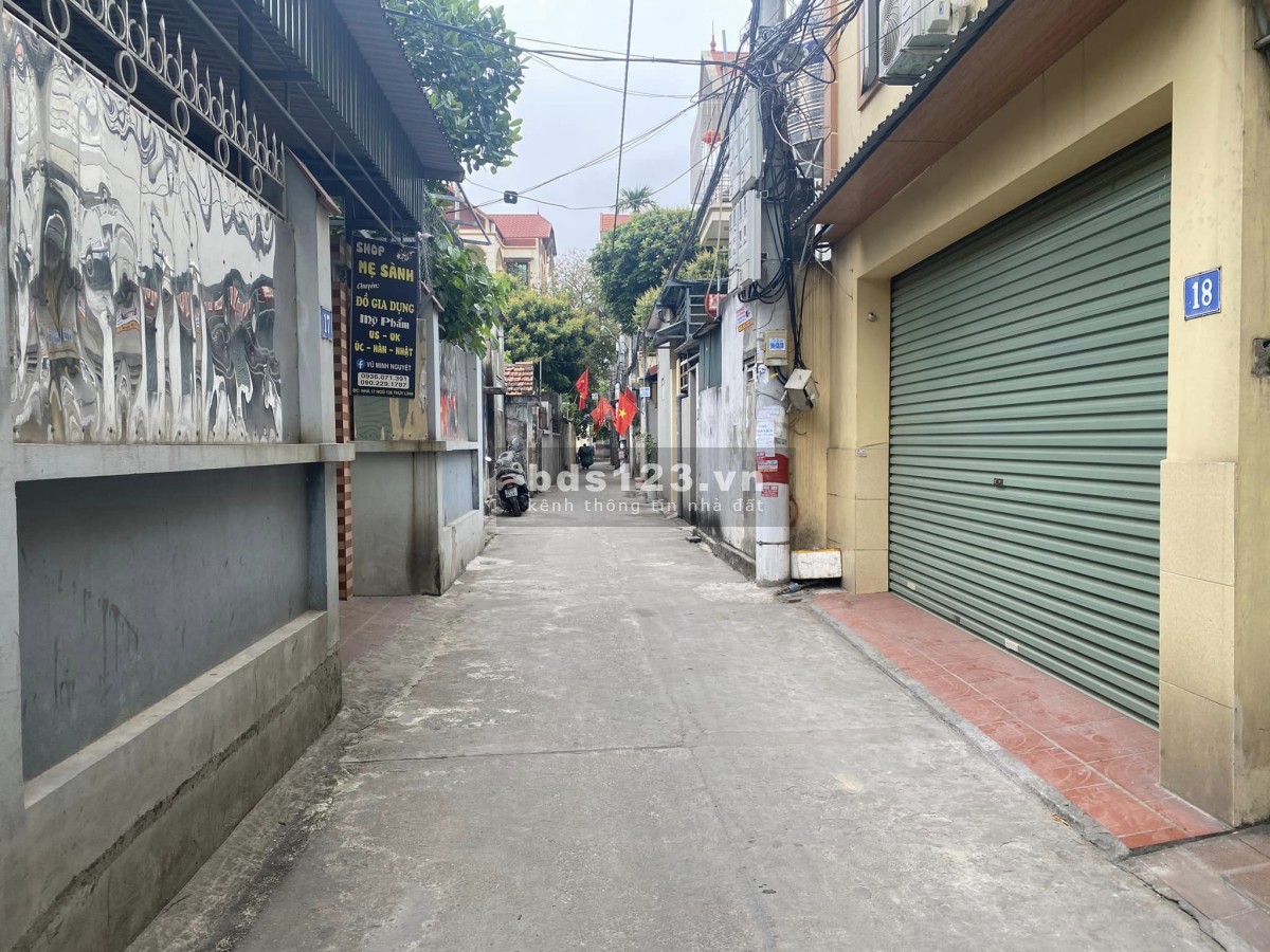 Bán nhà Thúy Lĩnh 50 triêu/M2 – Ngõ ô tô thông – Khu trung tâm, gần chợ, trường học