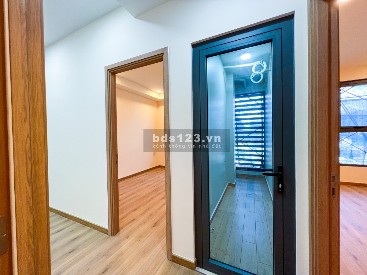 Bán căn hộ Quận 7 47m2 1PN+1WC có ban công và lô gia nội thất cao cấp Giá 2,5T