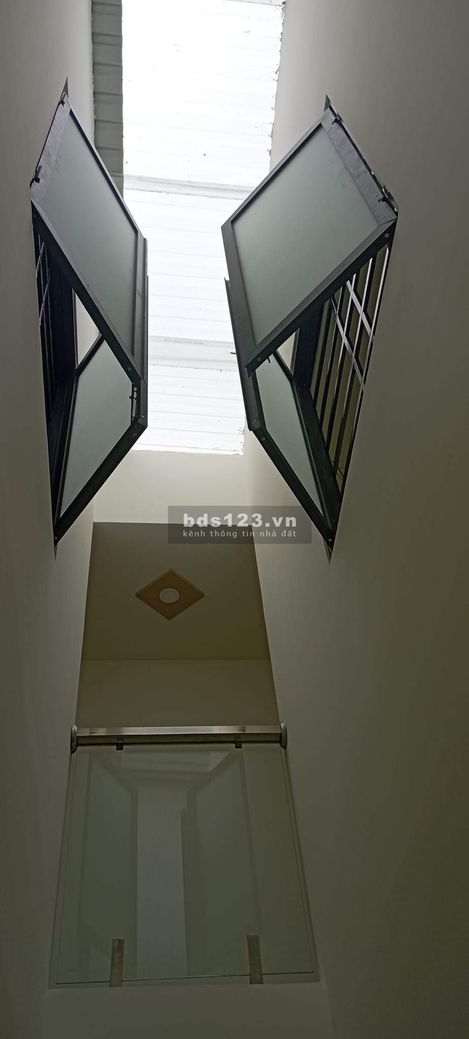Chủ Kẹt Tiền Bán nhanh nhà mới gác lững 150m2 ( 5x30 ) thuộc kcn Mp3,Sát Trường Cấp 2,Trạm y tế