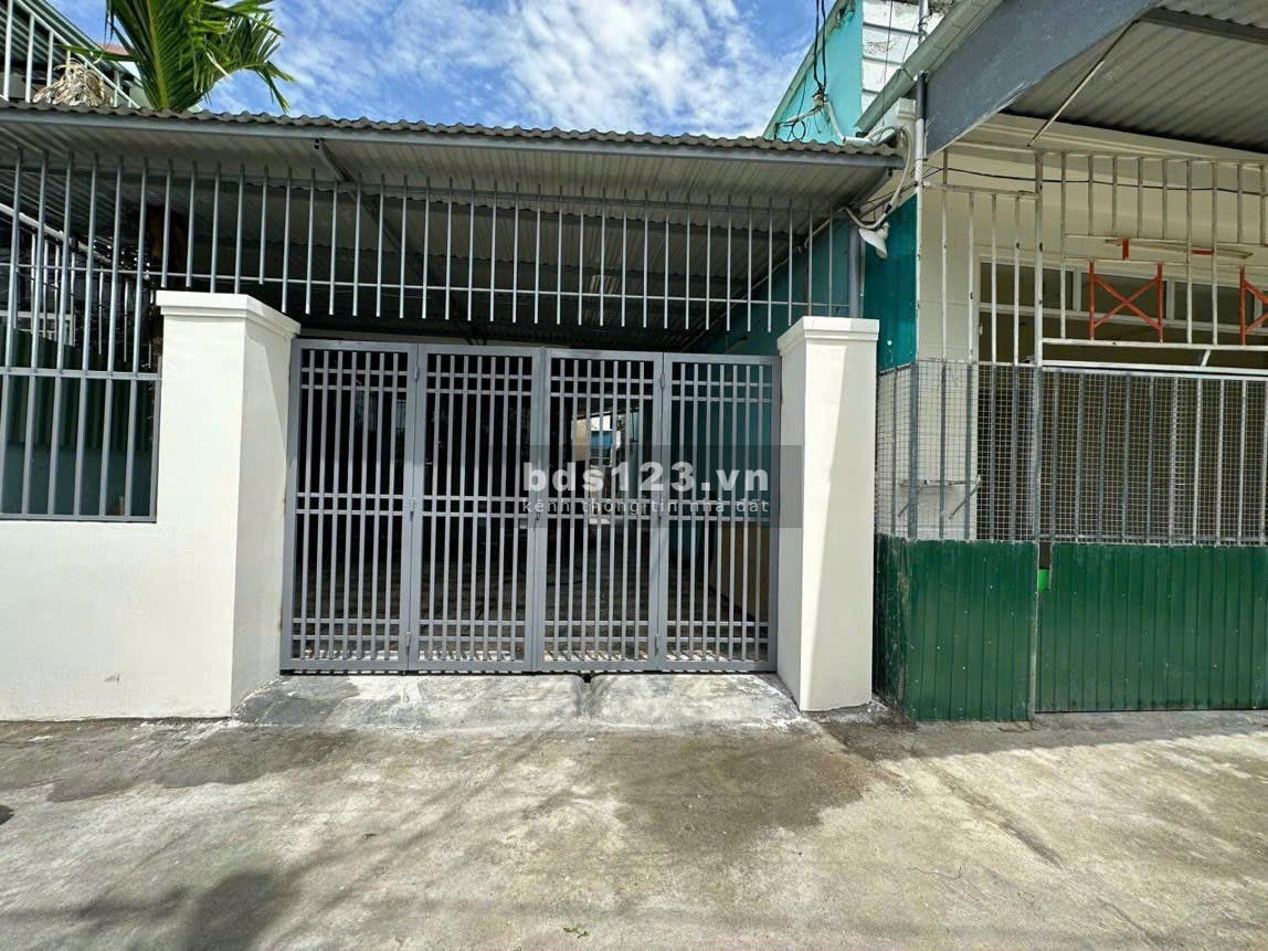 Bán nhà 2MT đường Bàu Tre, Xã Tân An Hội, Huyện Củ Chi, có 2PN, 1WC. SHR 110m² giá 665 Triệu