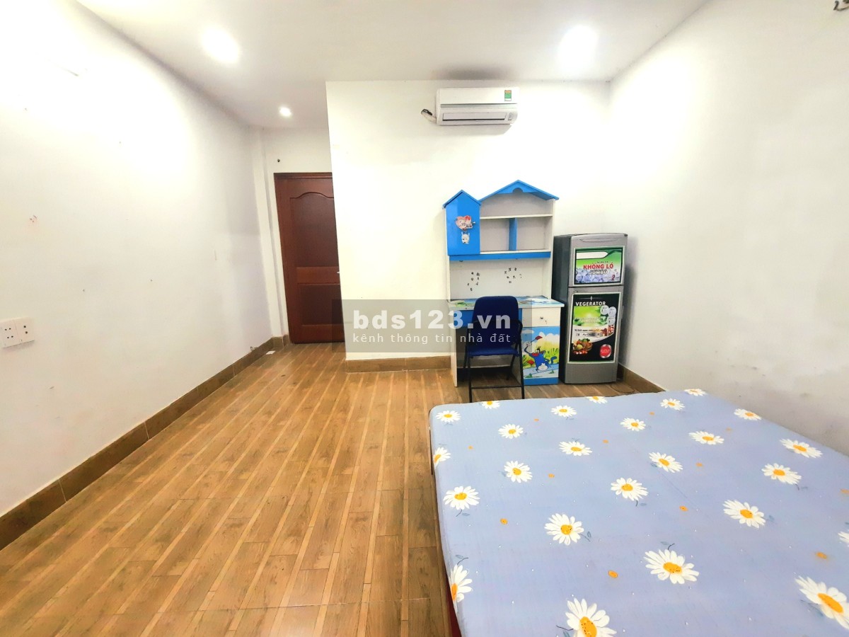 Phòng trọ đường Tô Hiệu - có cửa sổ, rộng thoáng, khu vực an ninh, Phòng trống ở ngay
