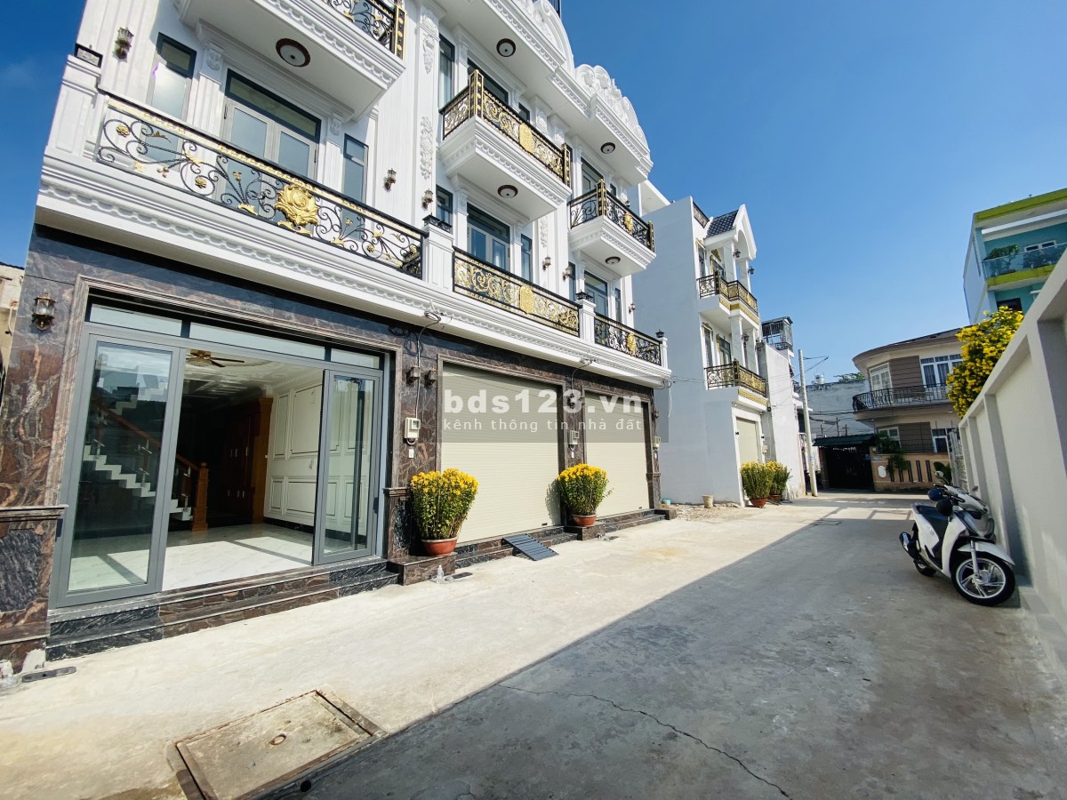 Bán nhà Bình Tân 60m2 4 tầng mới xây ngay chợ Phạm Đăng Giảng 5,8 Tỷ Lh: 0813123205
