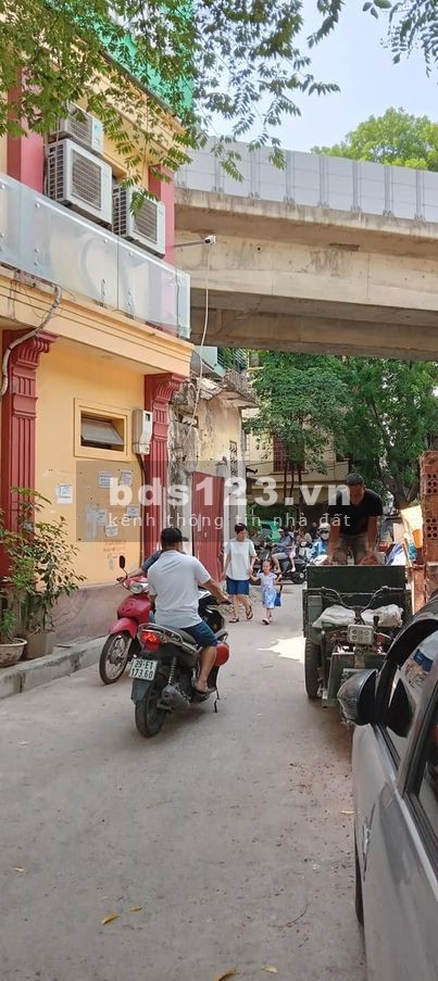 Cực Hiếm - Bán Nhà Thái Thịnh Siêu Rẻ - Chỉ 80tr/M2 Đất