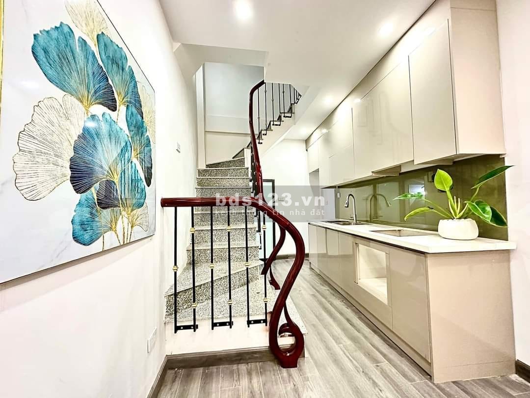 Bán nhà Văn Chương, Đống Đa, full nội thất 29m2, hơn 2tỷ