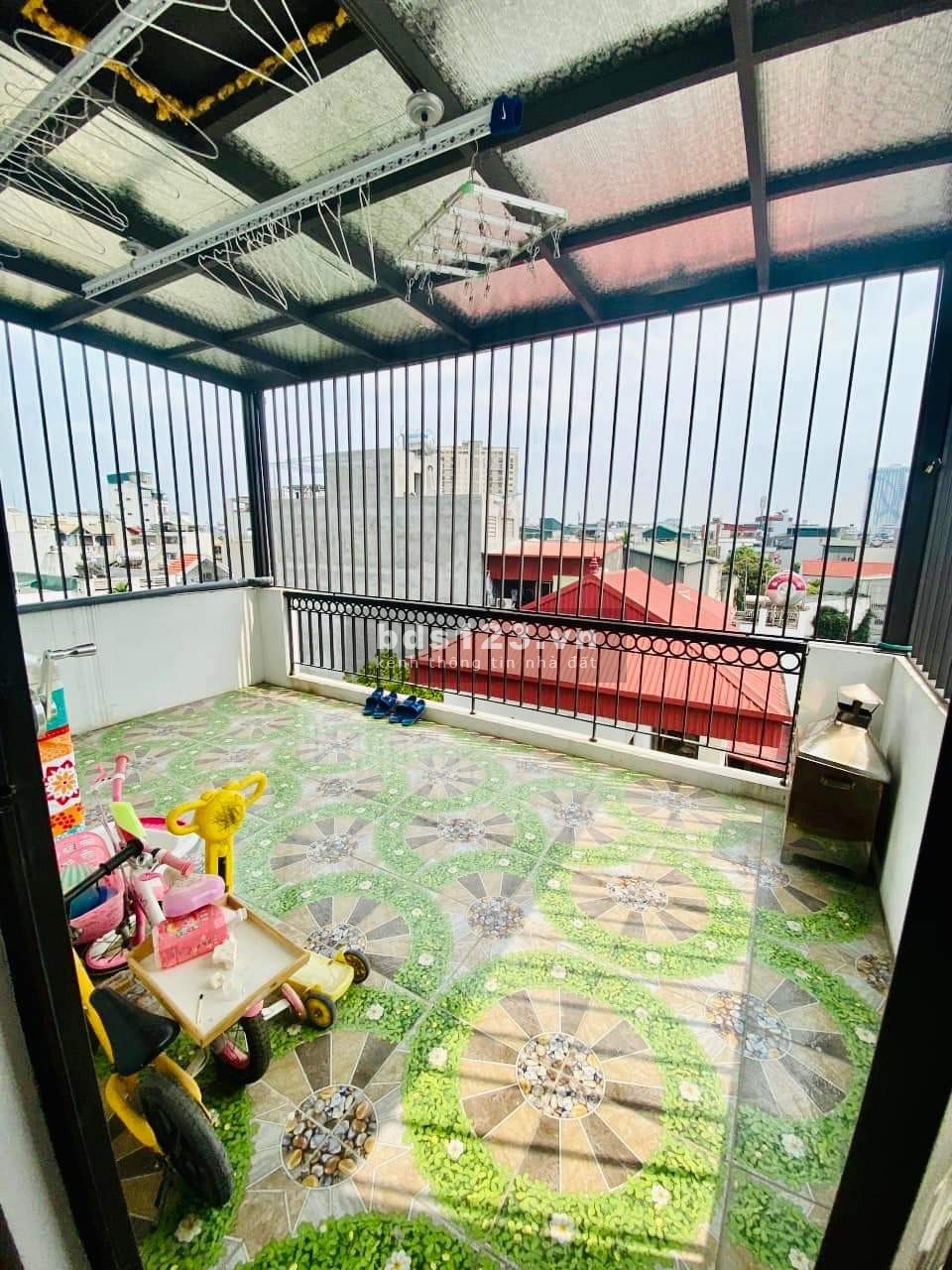 Bán nhà chính chủ Long Biên ngõ 268 Ngọc Thuỵ 3.98 tỷ,5T, 46m2, MT 4.8m LH 0971426909