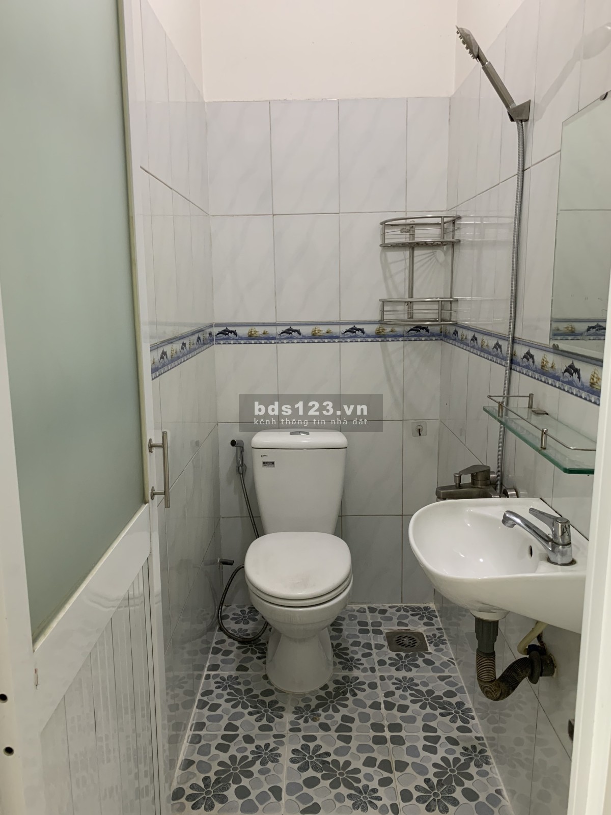 Nhà mặt tiền 21M2 (01 trệt & 01 lầu), đường Trường Sa, quận Phú Nhuận