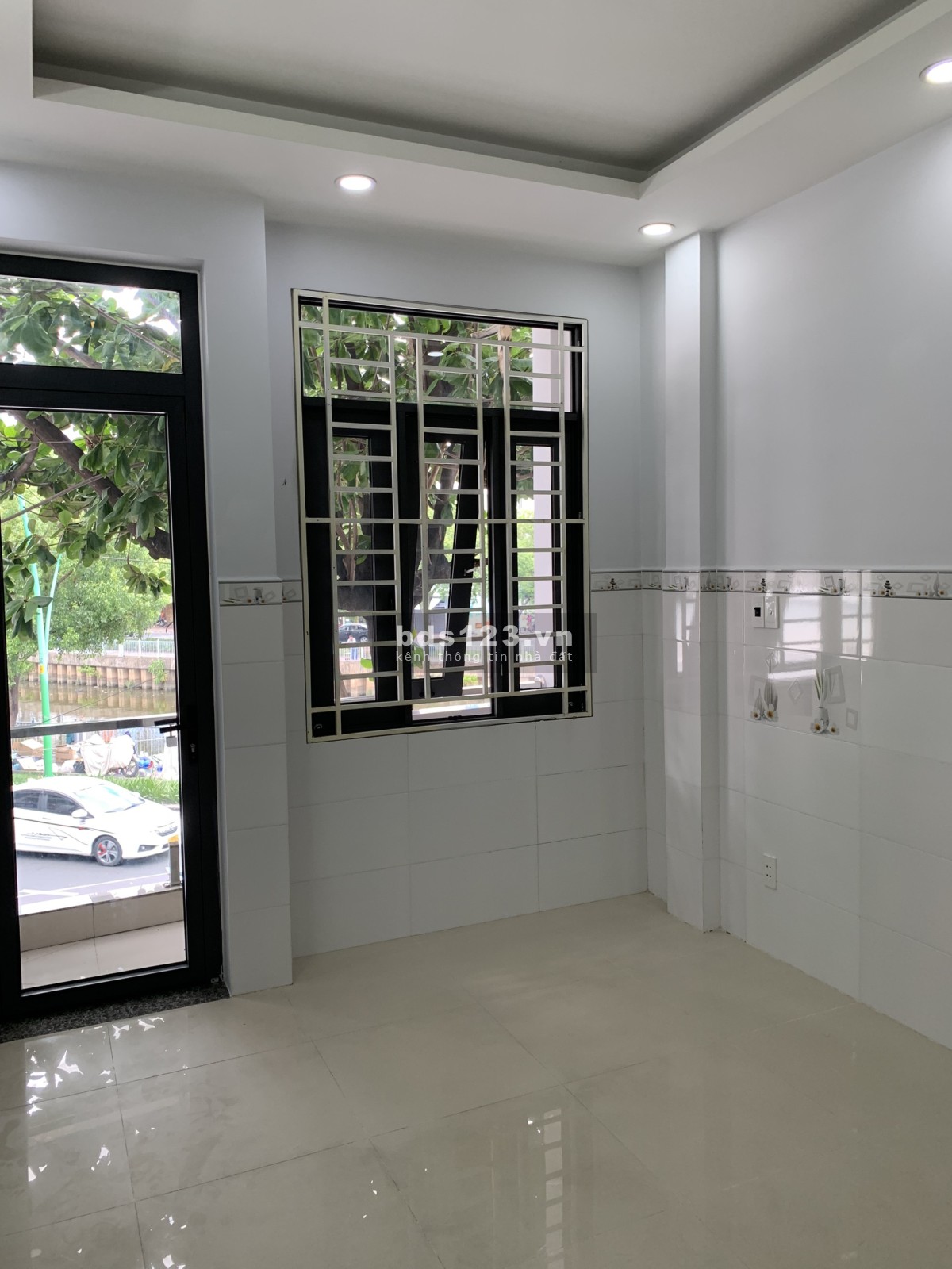 Nhà mặt tiền 21M2 (01 trệt & 01 lầu), đường Trường Sa, quận Phú Nhuận