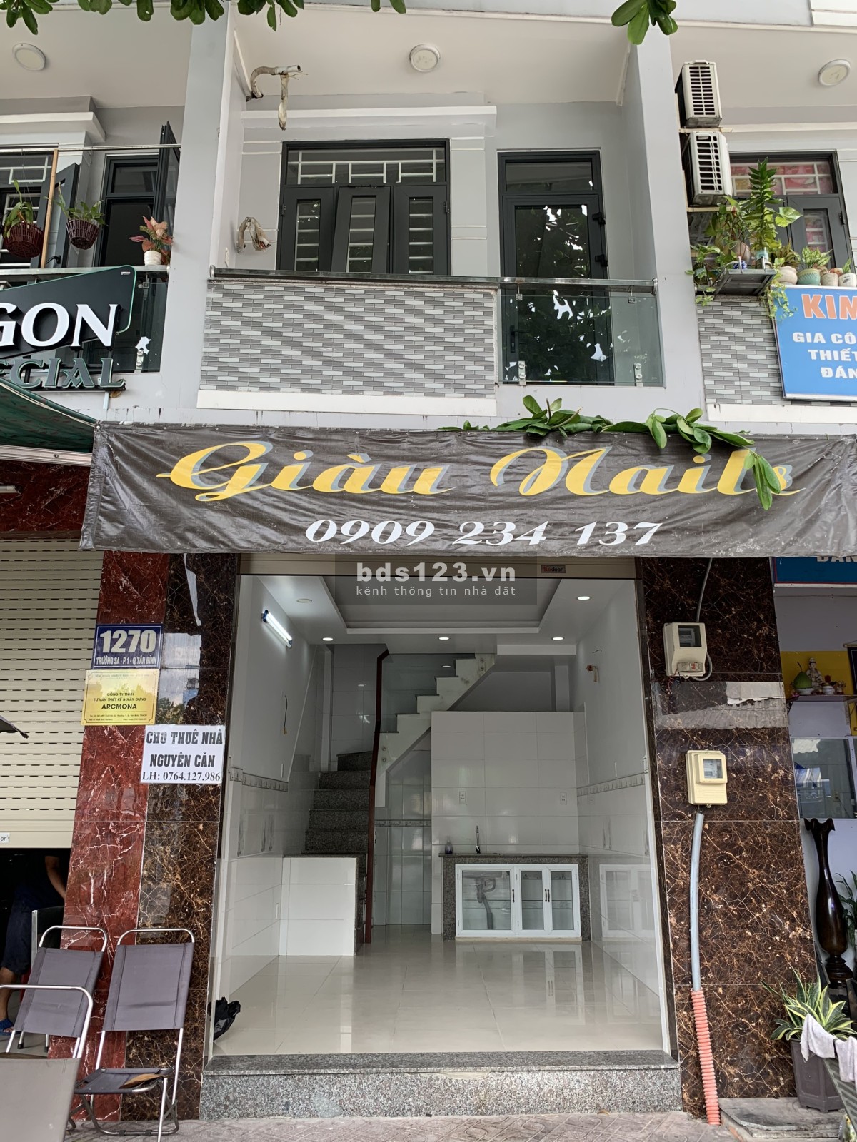 Cho thuê nhà mặt tiền 21m2 (01 trệt & 01 lầu), đường Trường Sa, q. Phú Nhuận