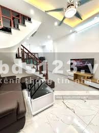 Bán nhà nhỉnh 3 tỷ có ngay siêu phẩm Giáp Bát, Hoàng Mai, ô tô, kinh doanh, 42m x 6t, 0868045830