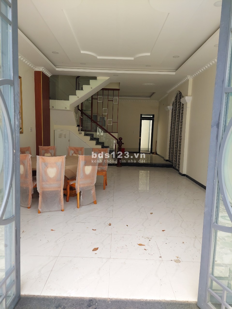 Bán nhà riêng 1 trệt 1 lầu gần ngã 4 Xoài Đôi Huyện Cần Đước - Long An giá 2.37 Tỷ