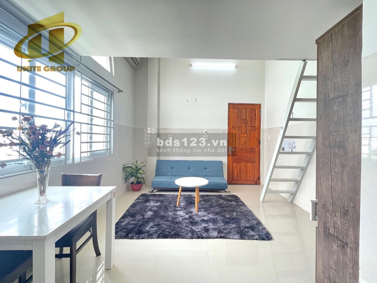 Duplex full nội thất máy giặt riêng ngay mặt tiền đường 85 gần công an phường Tân Quy quận 7