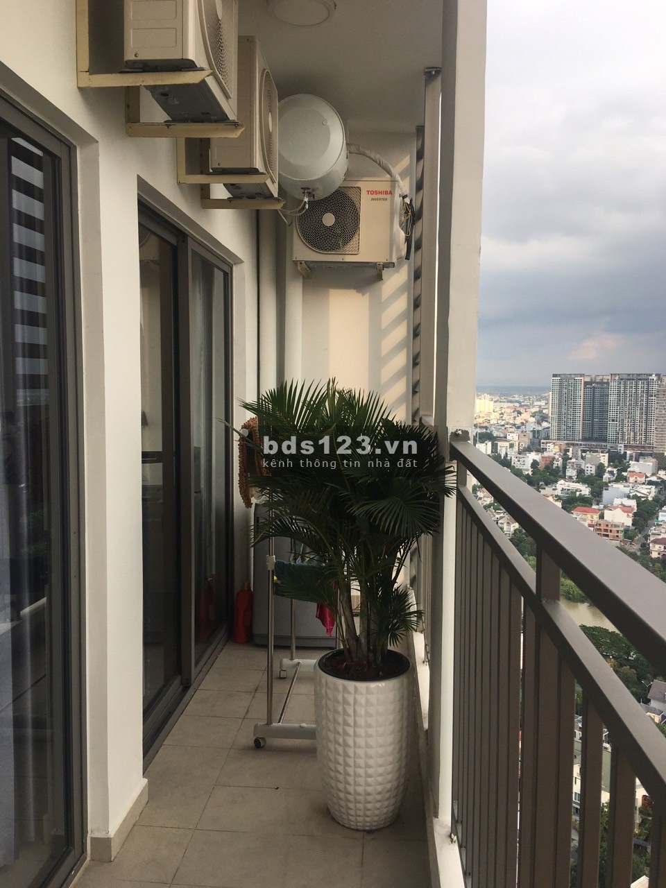 Bán căn hộ 2 PN The Sun Avenue Full Nội Thất 4,8 tỷ Bao Phí