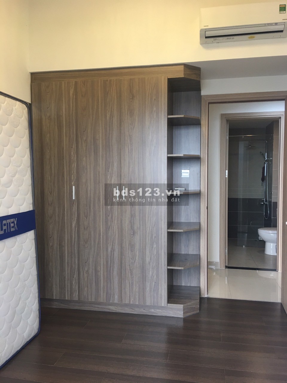 Bán căn hộ 2 PN The Sun Avenue Full Nội Thất 4,8 tỷ Bao Phí