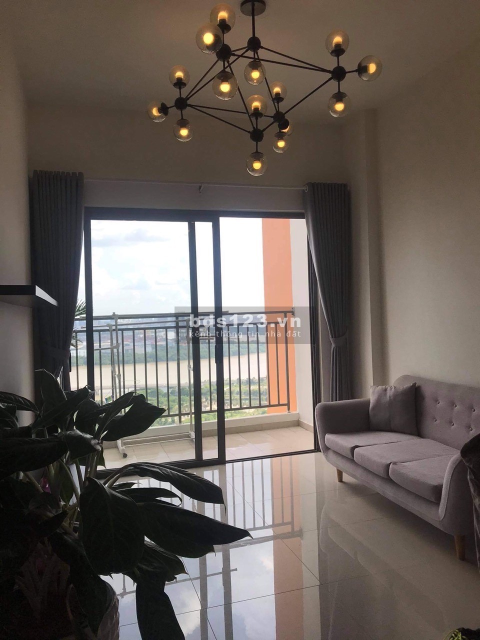 Bán căn hộ 2 PN The Sun Avenue Full Nội Thất 4,8 tỷ Bao Phí
