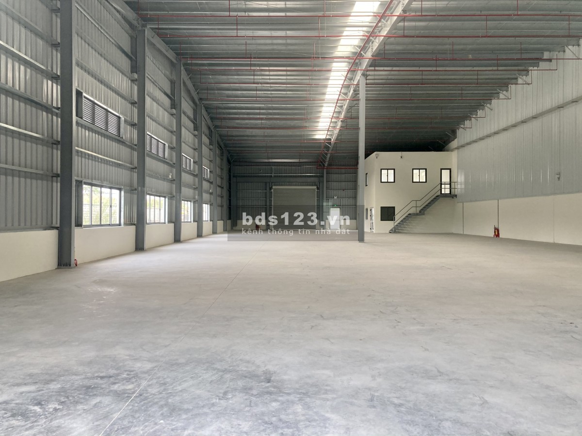 Kho xưởng KCN Đông Nam - Củ Chi cho thuê 4000m2 xưởng mới xây.