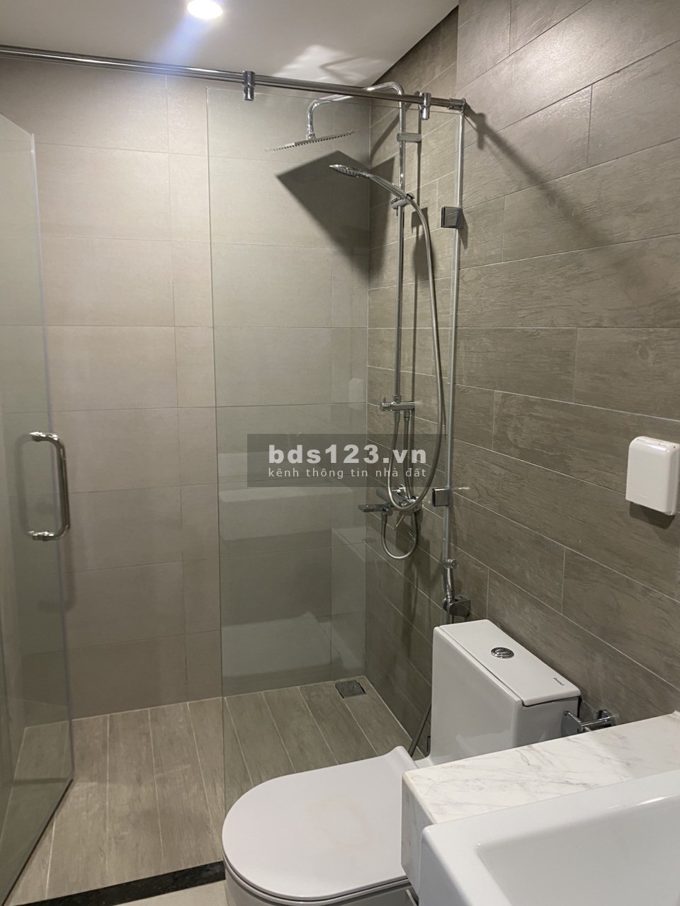 BÁN GẤP Căn hộ 85m2 2pn Khu cao cấp giá sốc 3.99 tỷ 97% nhận nhà ngay