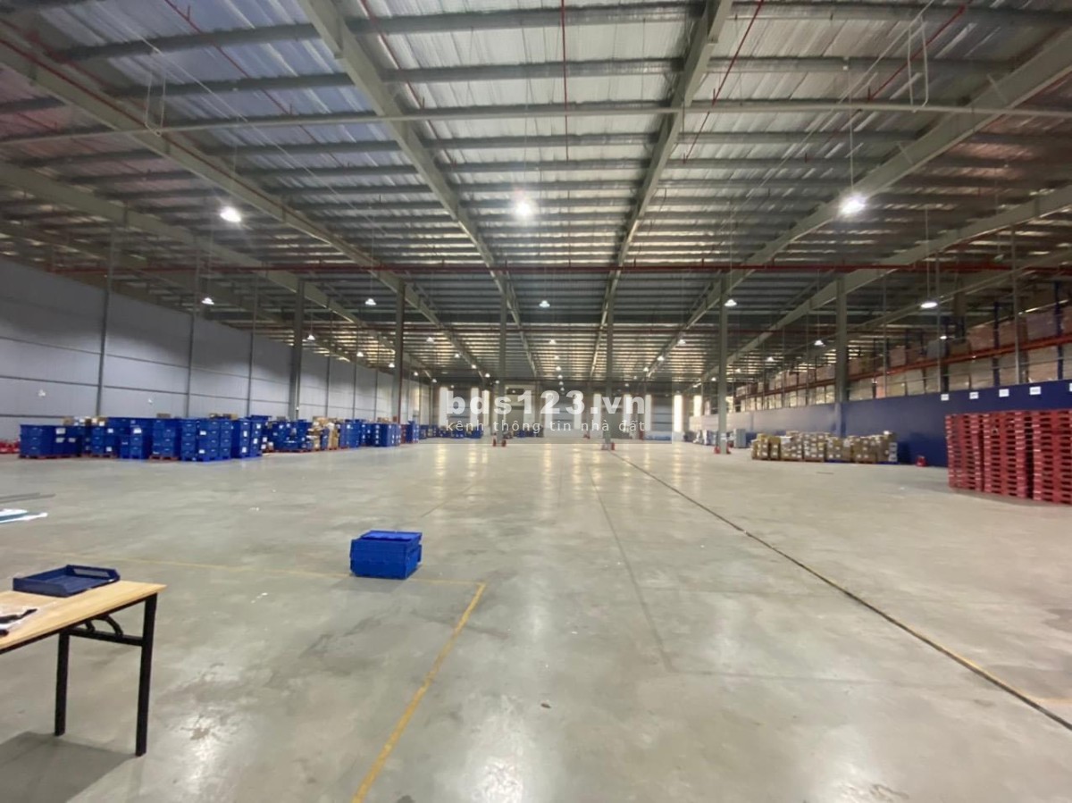 Cho thuê kho, xưởng mới nhất T10/2023. DT từ 1.300m2, 3.000m2...tại KCN Đài Tư, Long Biên, Hà Nội.