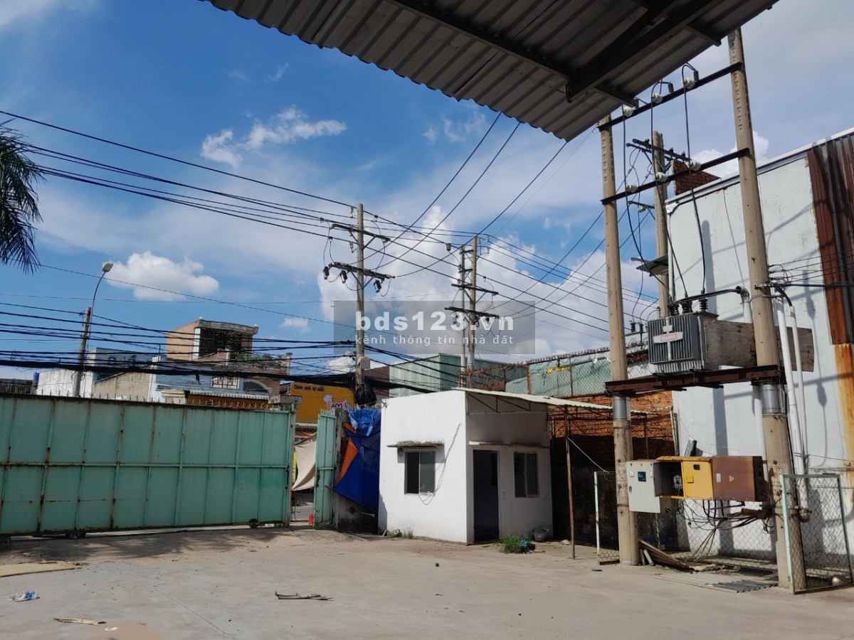 Cho thuê kho xưởng đẹp 2640m2 tại Ấp 1, xã Vĩnh Lộc, Bình Chánh.