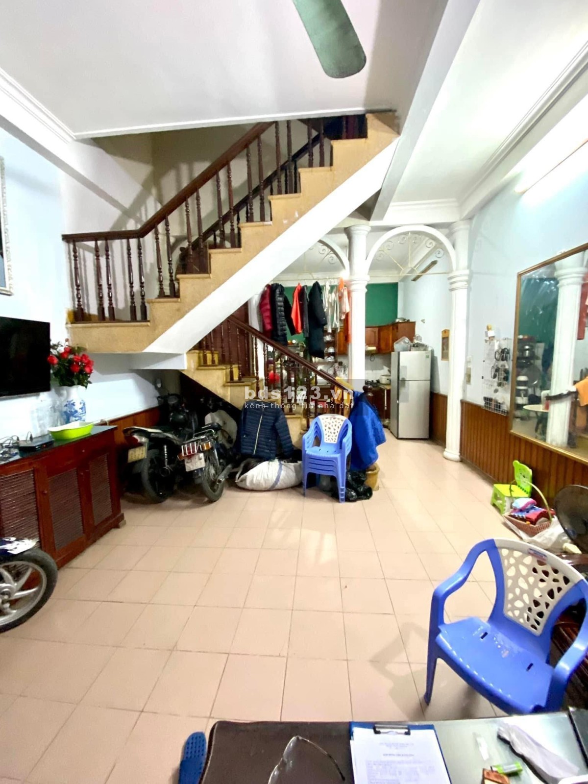 Bán nhà phố Nguyễn Đình Hoàn, Cầu Giấy