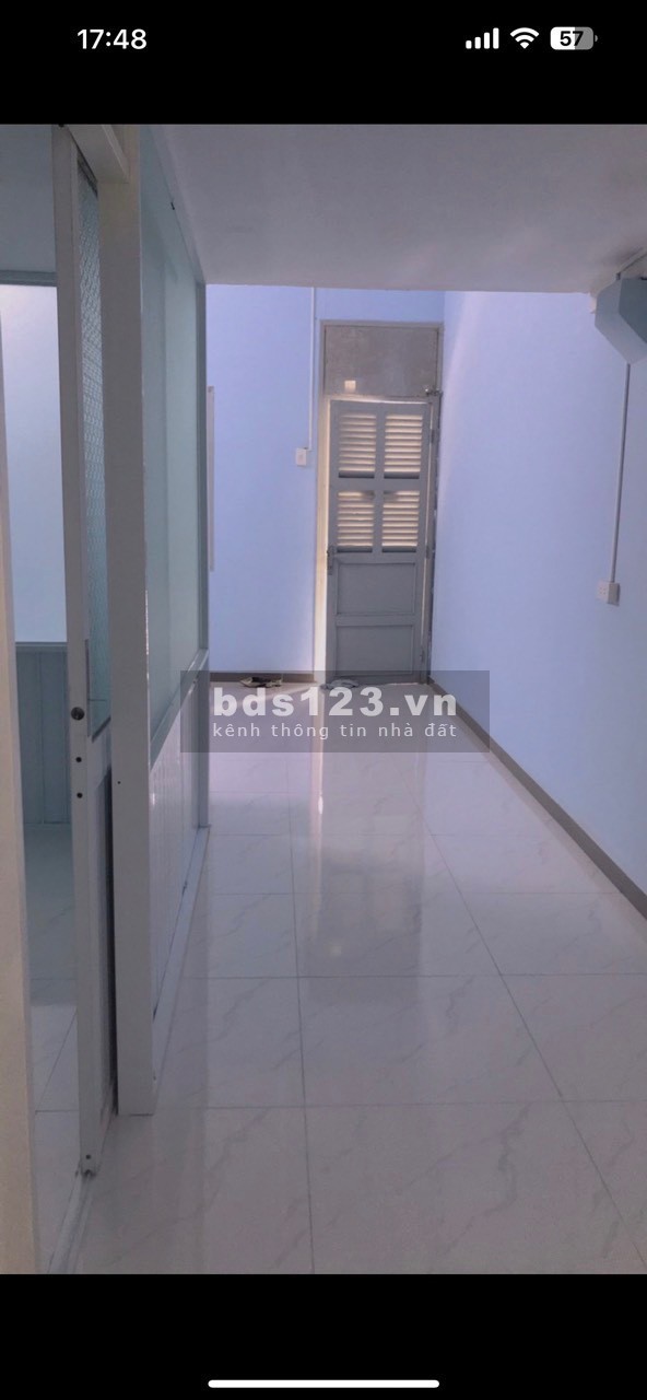 Chính chủ bán nhà vị trí đẹp Tp Hồ Chí MinhT39 Cư Xá Vĩnh Hội, đường Bến Vân Đồn, P. 6,Q 450,18m2
