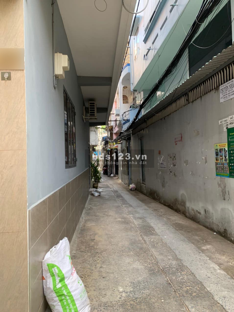MBKD riêng biệt Nguyễn Tri Phương, đối diện chè Ý Phương, Dt 4x8m, Giá 9tr/th. MB mới