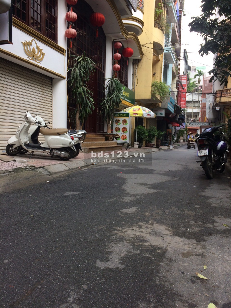 Cho thuê MBKD làm quán cf mặt đường ở Linh Lang Ba Đình ( 0865100903 )